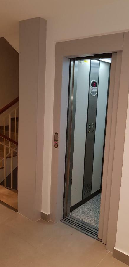 Apartamento En Centro Historico Granada Kültér fotó